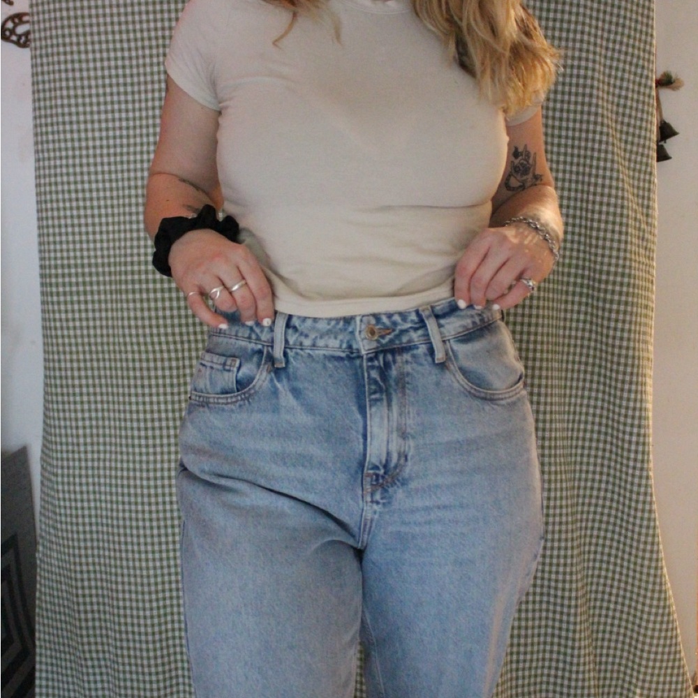 Zara light wash high waisted mom jean